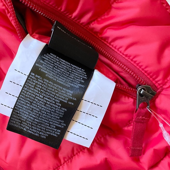 The North Face Boys’ Reversible Mount Chimbo Full Zip Jacket - Picture 8 of 12